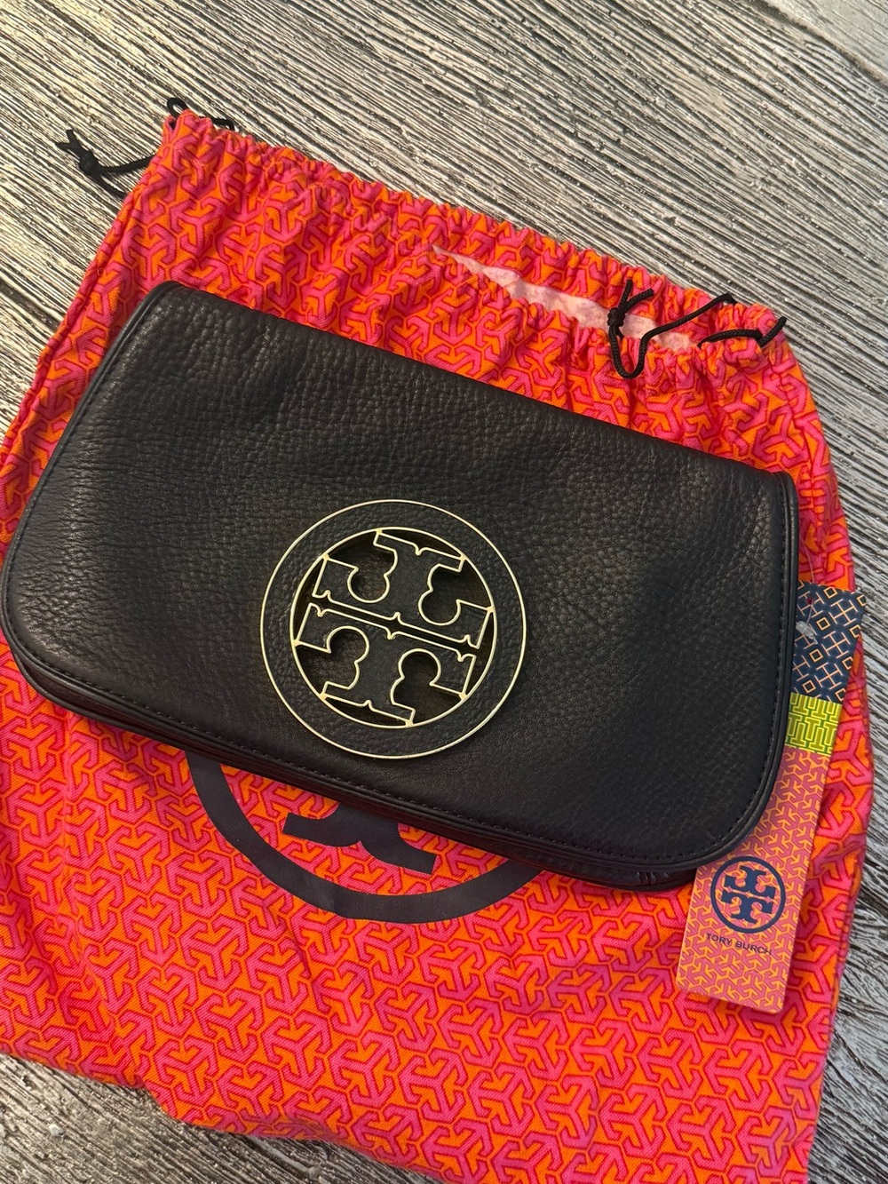 Tory Burch Black Leather Amanda Logo Clutch with chain Gold Hardware